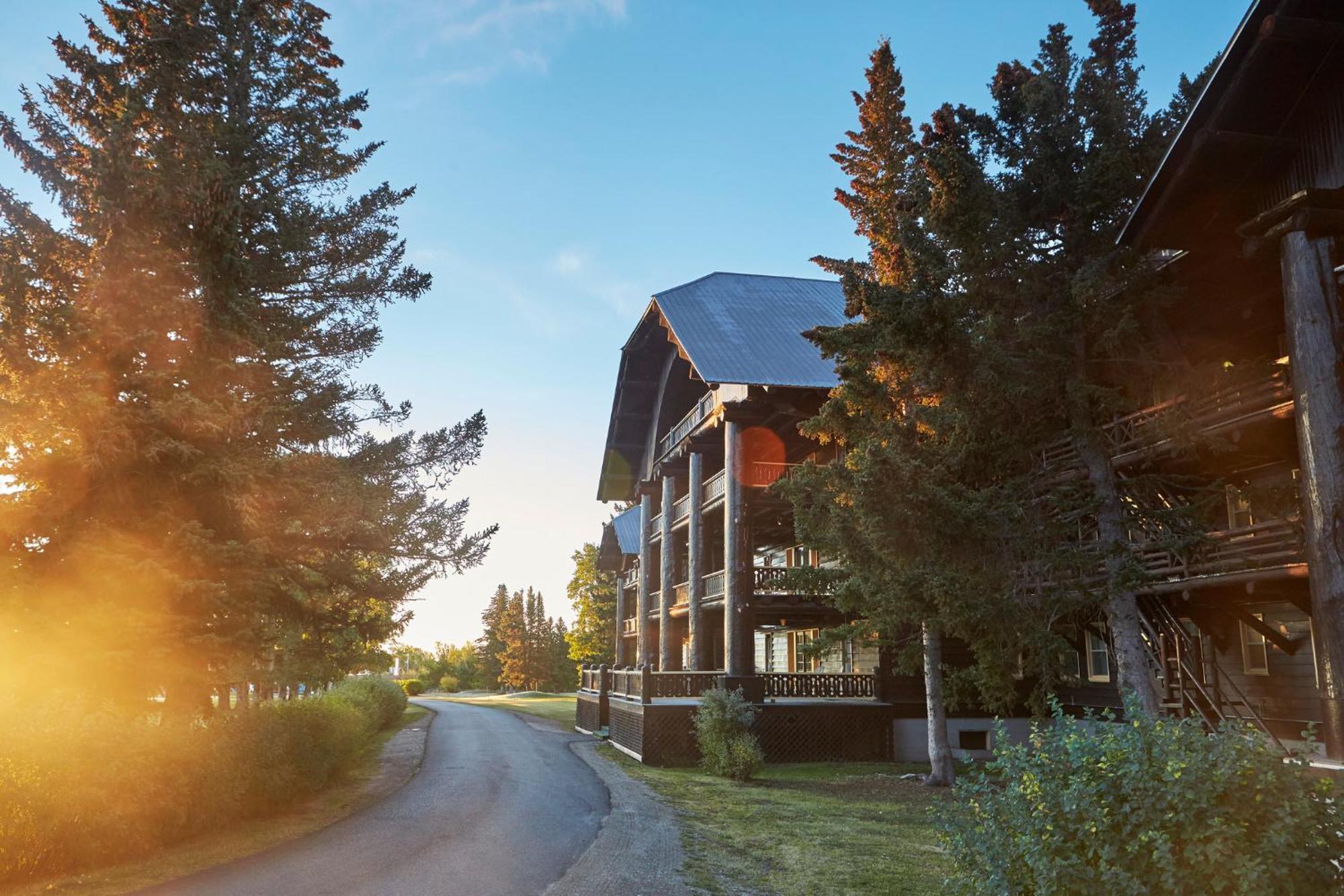 Glacier Park Lodge East Glacier Park Village Exterior photo