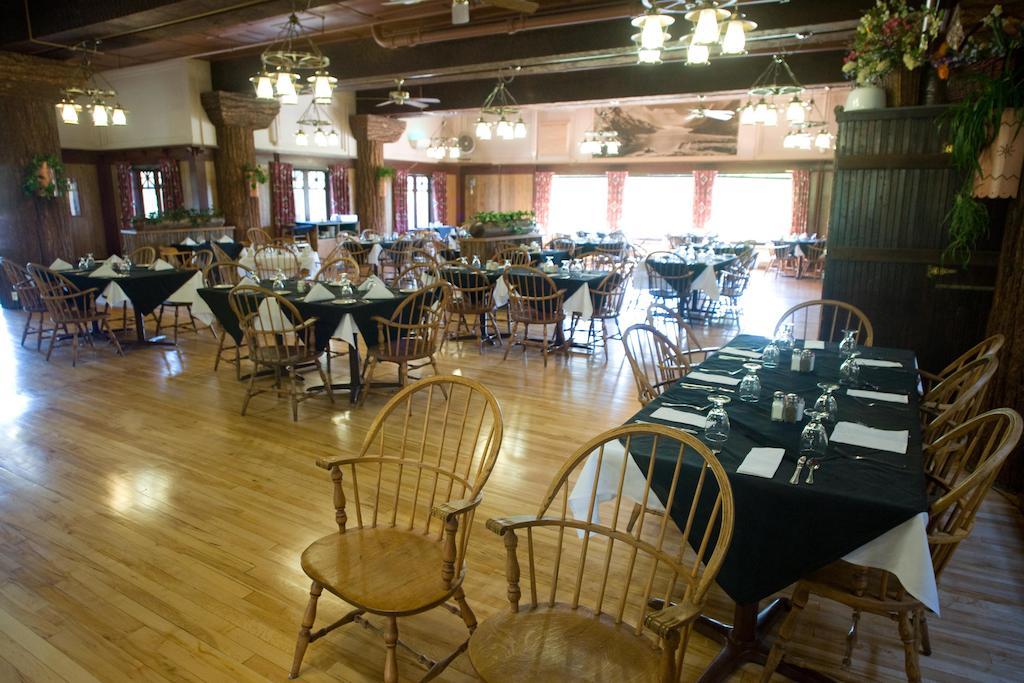 Glacier Park Lodge East Glacier Park Village Exterior photo